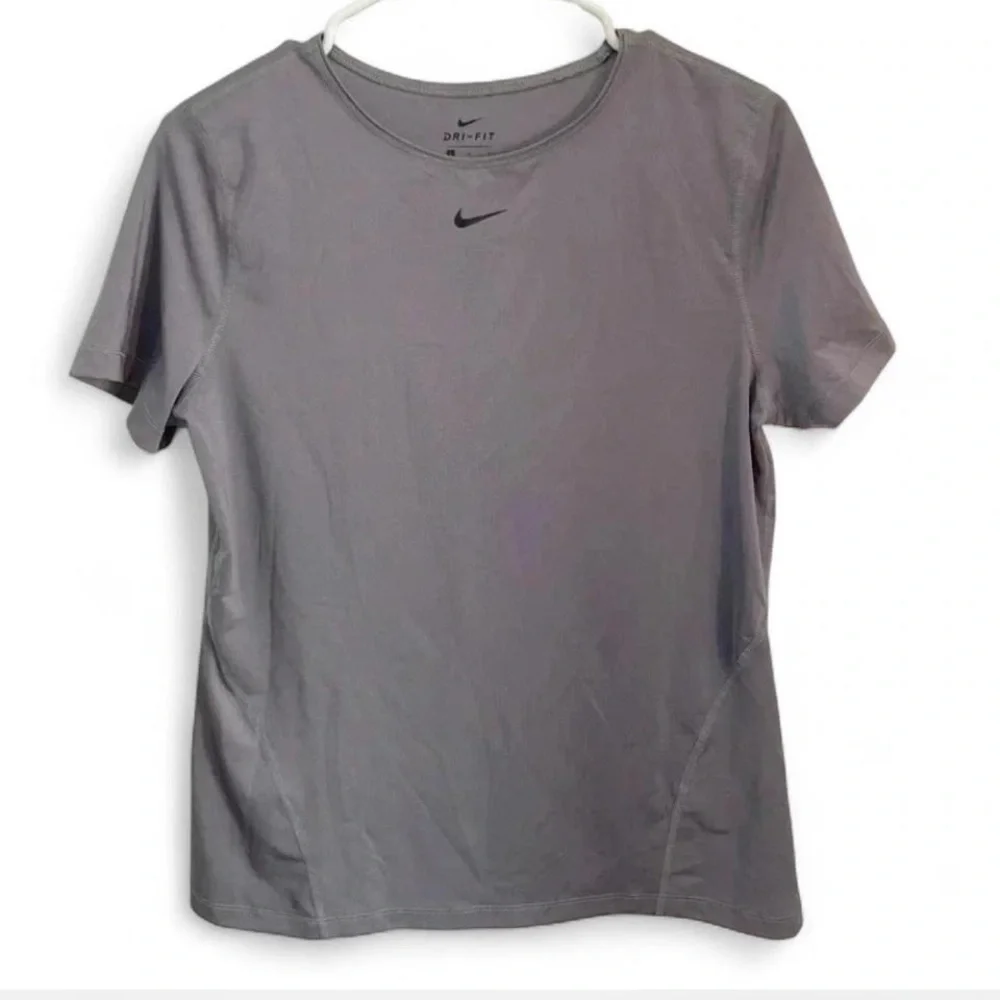 Nike I L